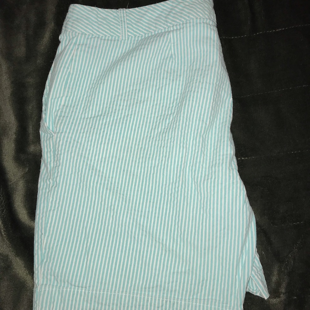 Izod golf shorts